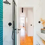 Urban Haven A 2br Modern Retreat Appartamento Lisbona
