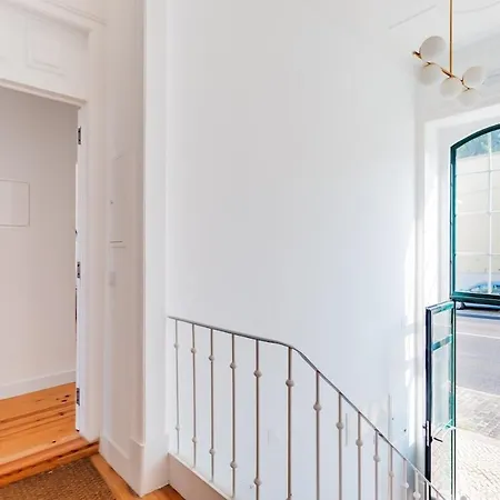 Urban Haven A 2br Modern Retreat Apartmán