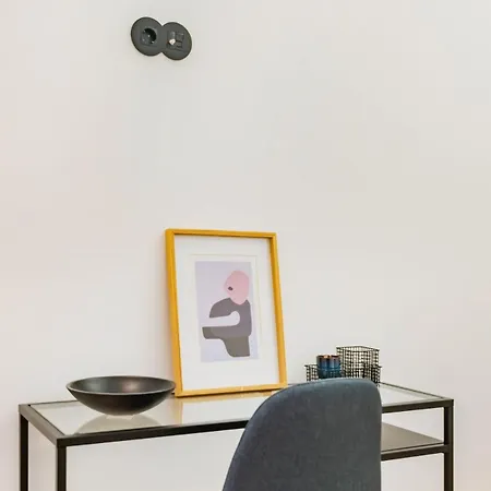 דירה Urban Haven A 2br Modern Retreat