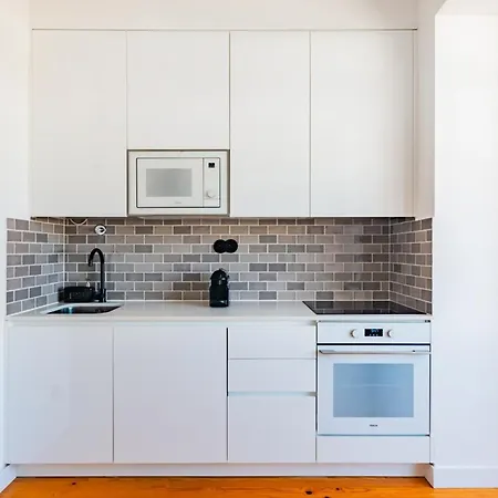Urban Haven A 2br Modern Retreat * Lisbon