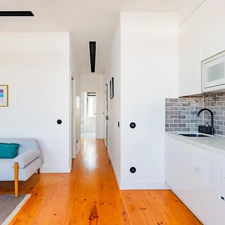 Urban Haven A 2br Modern Retreat Apartment *