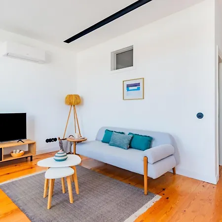 아파트 Urban Haven A 2br Modern Retreat 리스본